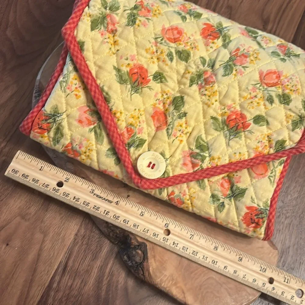 April Cornell Quilted Floral Hanging Toiletry Bag